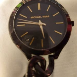 Micheal Kors twist slim link watch